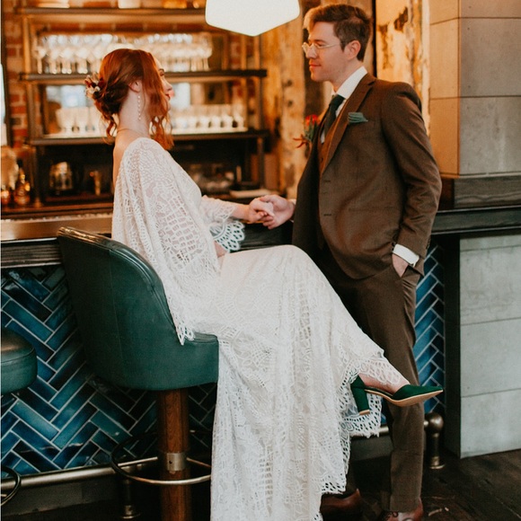 NWOT Lace Boho Ivory Unique Cape Dress - Picture 10 of 11